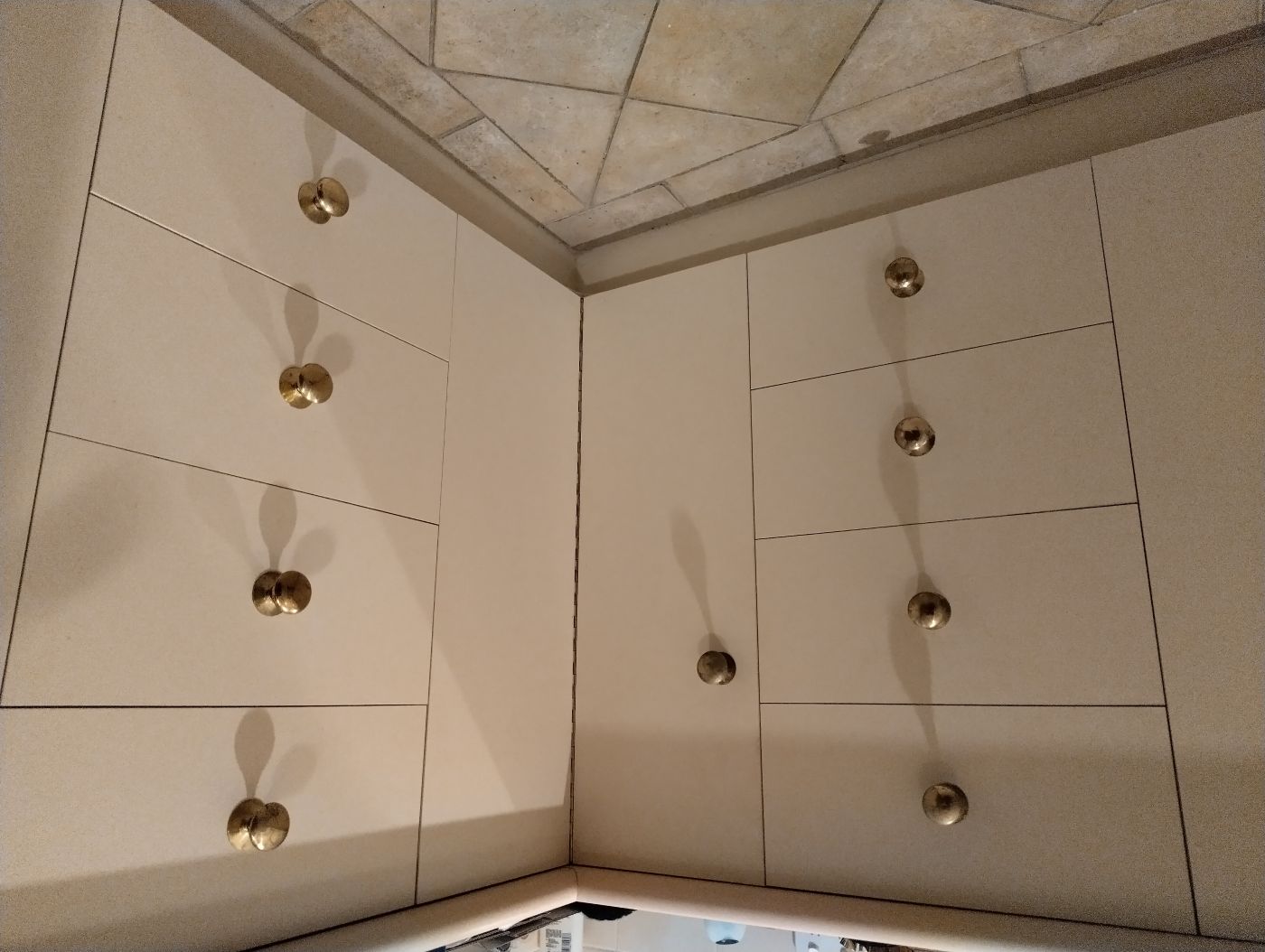 What’s Popular in Cabinetry (and Why Skills Matter)